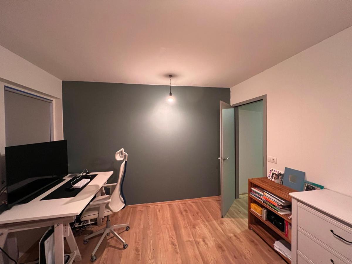Jm Homestay - A Cozy Two Bedroom Apartment Reykjavik Bagian luar foto